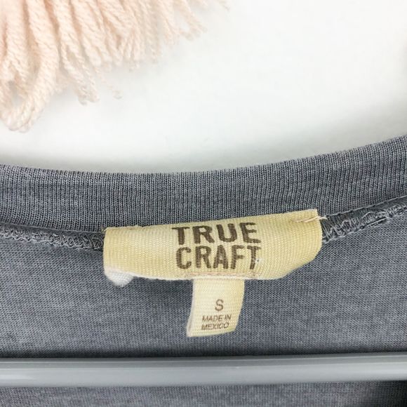 True Craft Grey Lace Up Band Tour Graphic Tee Sz S - Picture 6 of 6